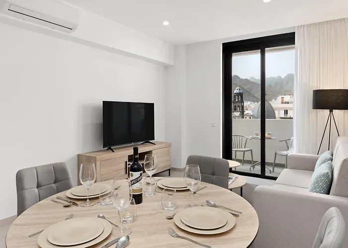 Obsidian Atico Tagoro * サンタクルスデテネリフェ